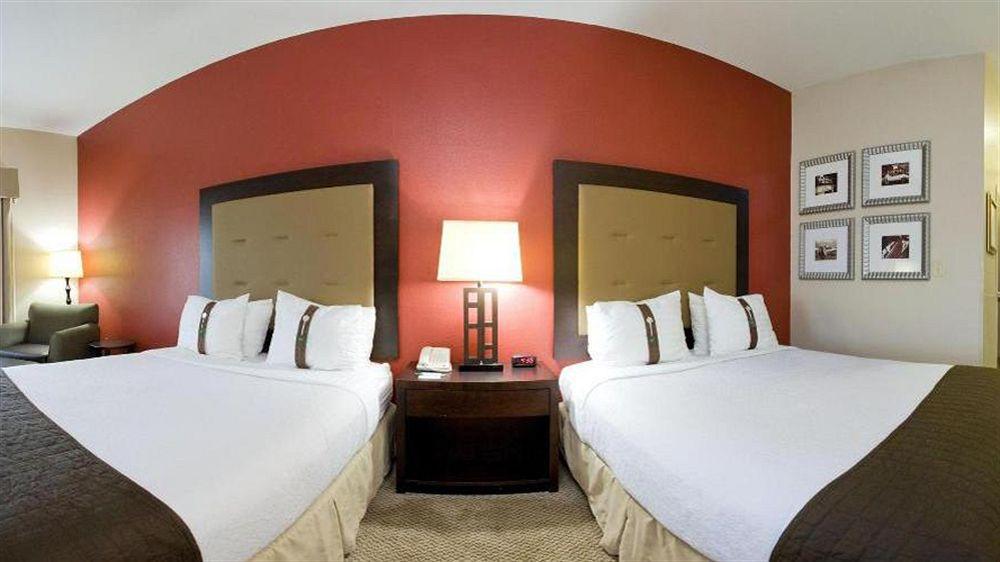 Holiday Inn Hotels Batesville By Ihg Ngoại thất bức ảnh